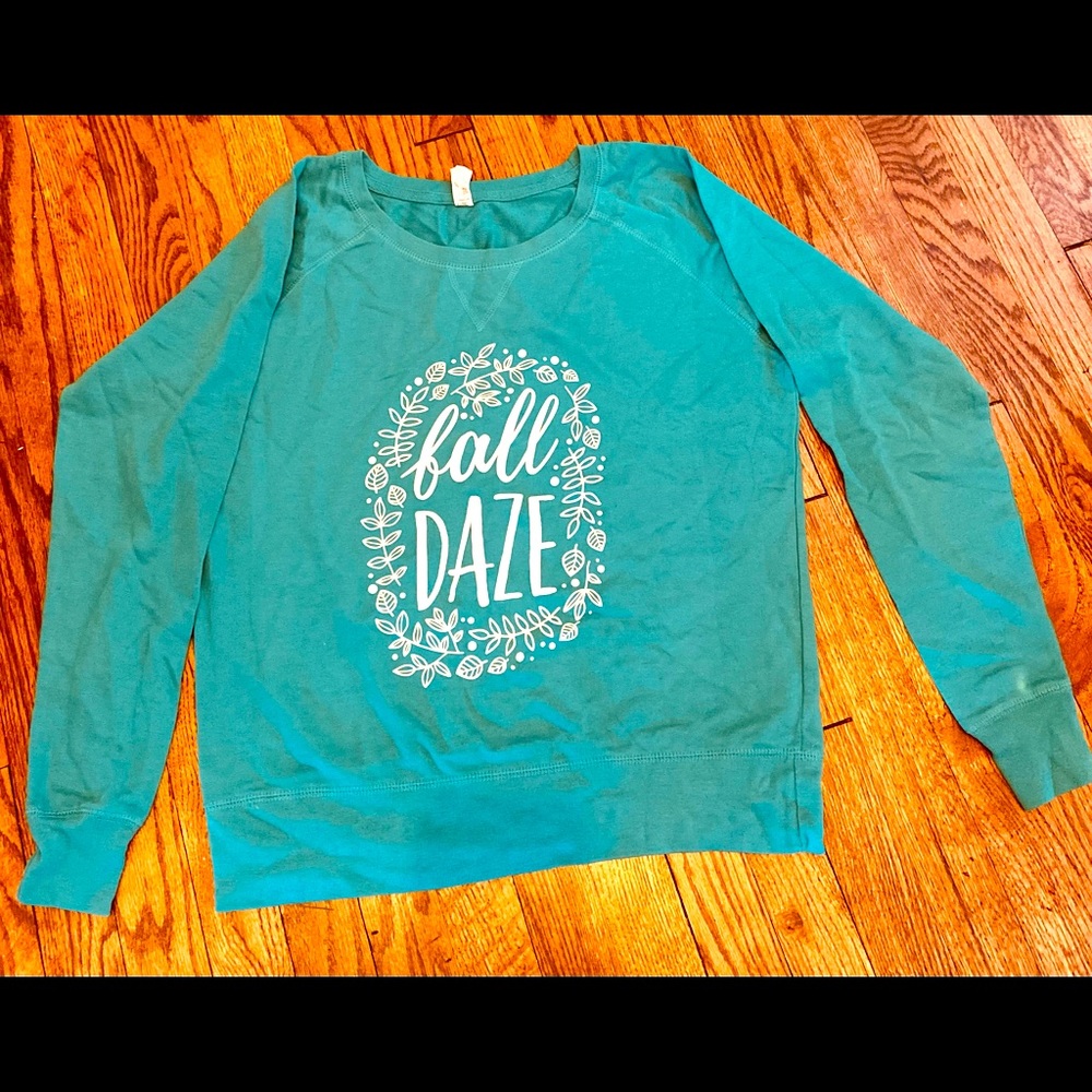 NWOT Women’s cotton Fall sweatshirt